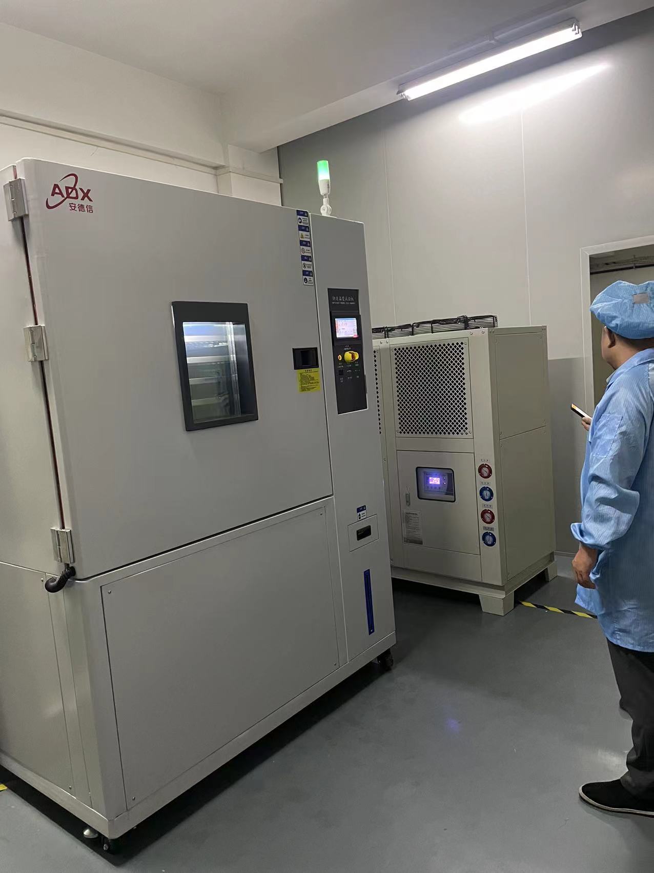 光器件小型溫循箱成功交付，助力光通信行業(yè)再升級